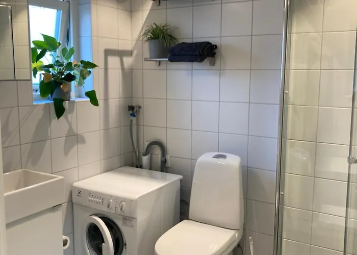 Tiny Grey House With Loft, 15 Min From Center