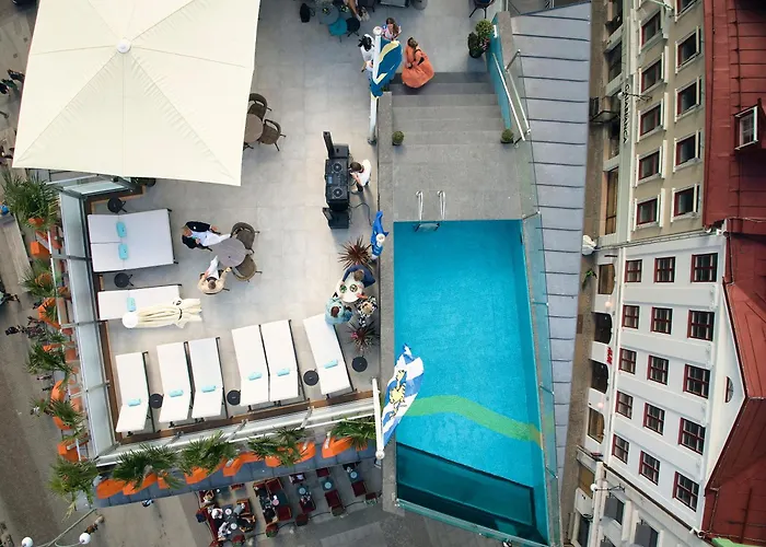 Avalon Отель 4*