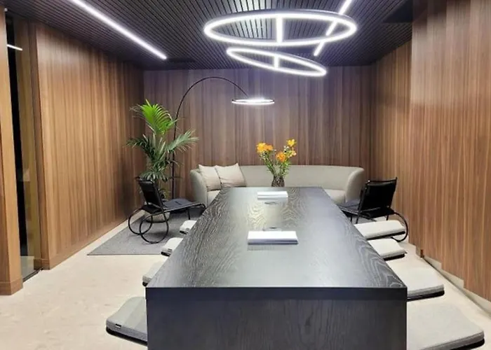 Karlatornet Queen Bed *