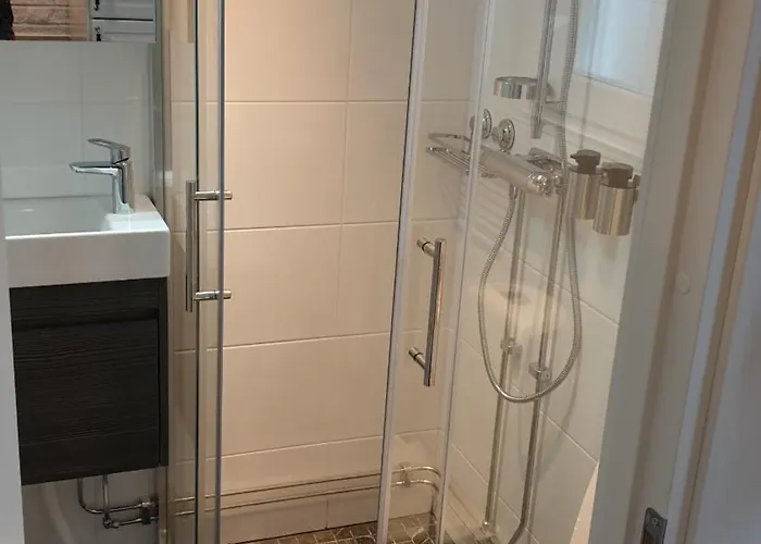 Tg Oasis Oergryte & *