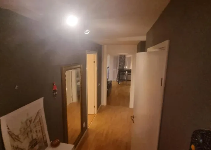 Fin Laegenhet 아파트 예테보리