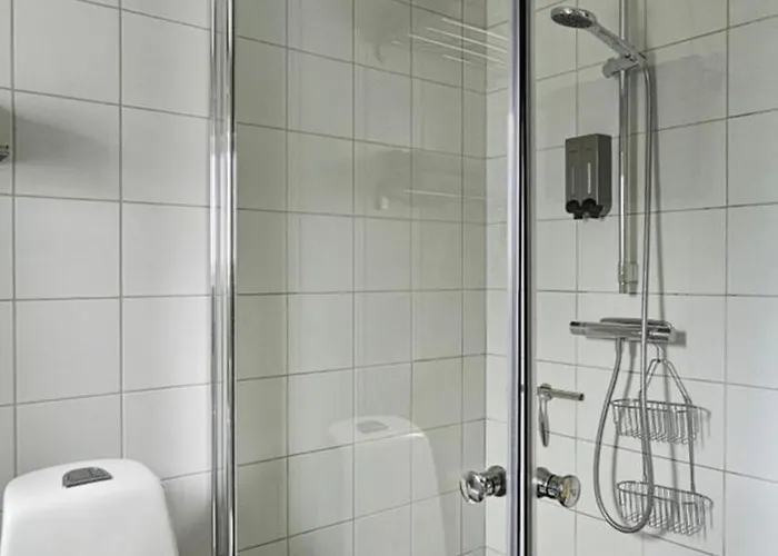 Tiny Grey House With Loft, 15 Min From Center Casa vacanze Goteborg