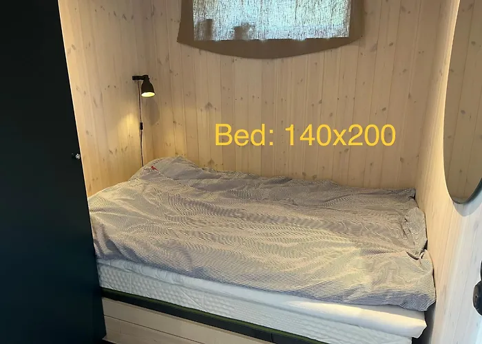 Mysigt Attefallshus Med Naerhet Och Hav *