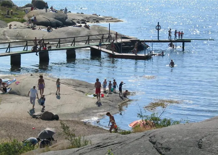 Backstugan - Litet Hus Med Storslaget Laege * Göteborg
