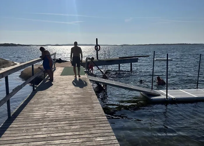 Backstugan - Litet Hus Med Storslaget Laege Göteborg