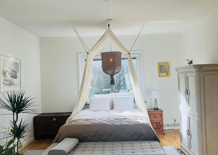 Alloggio in famiglia 2 Bedroom Family With Balcony Free Parking Haha *