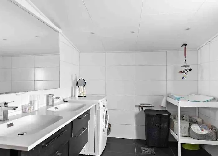 别墅 Mysigt Hus Med & Jacuzzi I Olofstorp *