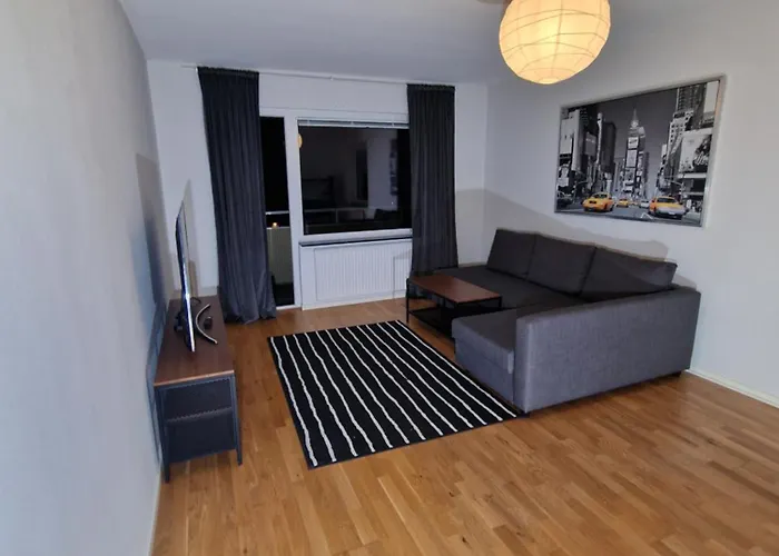 Apartament En Nyrenoverad Laegenhet Med 2 Sovrum