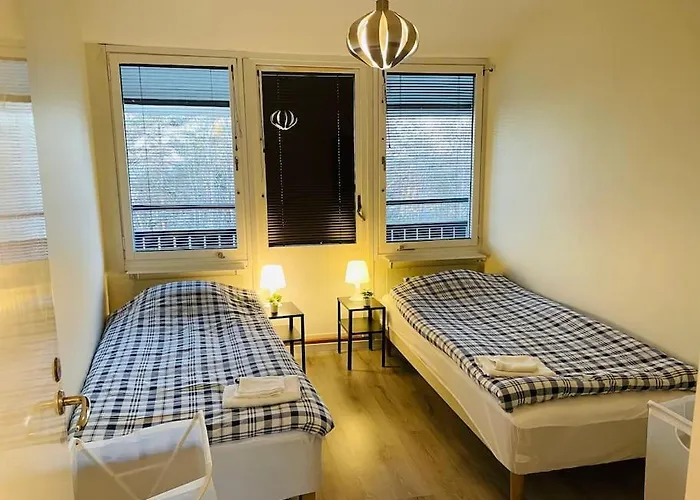 Hus Med 12 Baeddar Naera Och Gratis Parkering Villa Goteborg