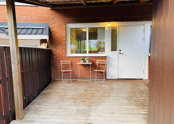 Hus Med 12 Baeddar Naera Och Gratis Parkering