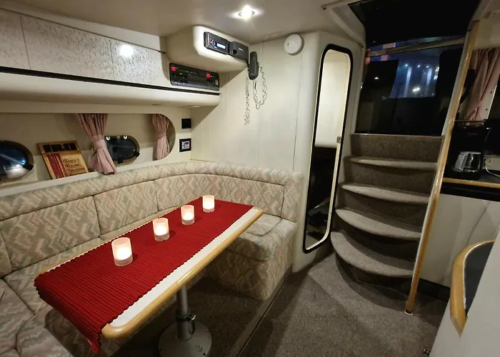 Prinsessan I Lilla Bommen Πλωτό κατάλυμα