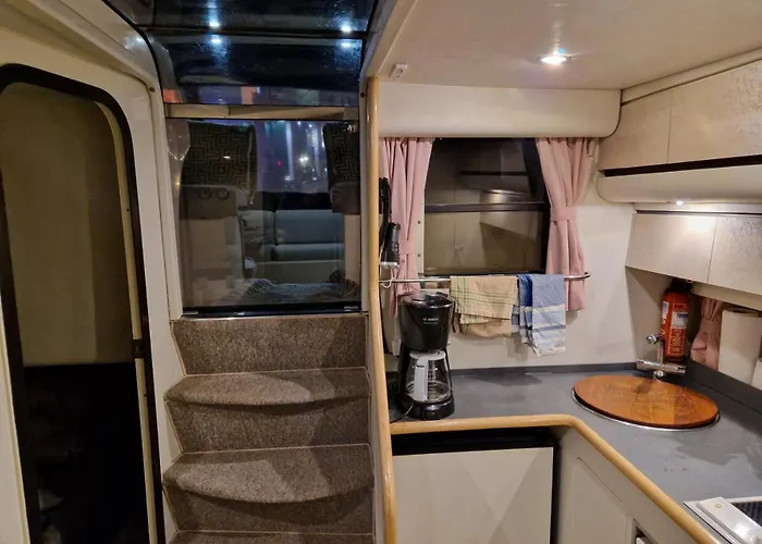 Prinsessan I Lilla Bommen Πλωτό κατάλυμα *