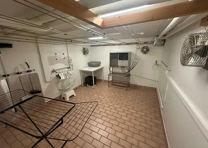 Modern With Balconies And Full Kitchen For Up To 5 Guests Apartament *