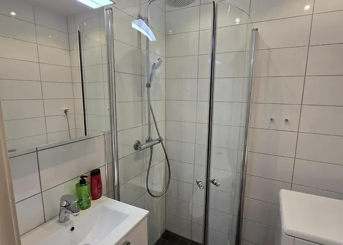 Noah Longstay Sockenvaegen 1a-5a * Göteborg