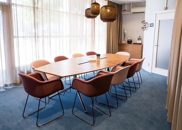 Отель Scandic Crown