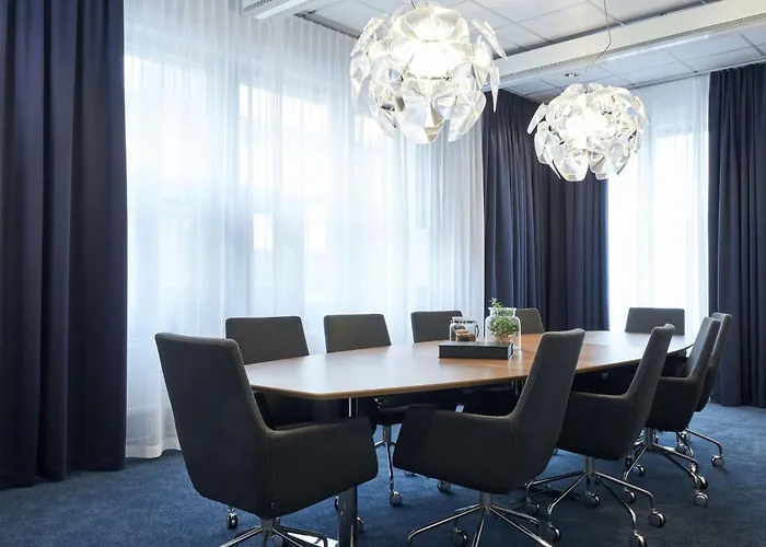 Scandic Crown Отель