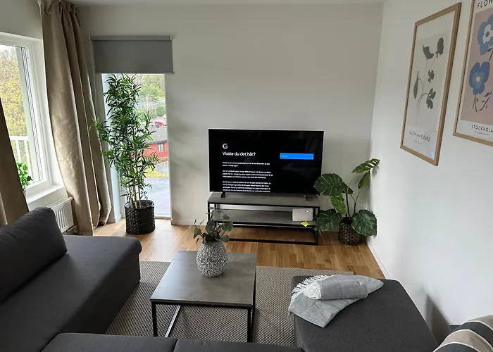 Feels Like Apartment