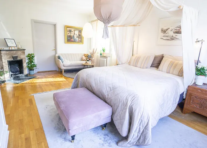 Haha Nordic Partille Large 3br For 7 Guests With 2 Kitchens, Garden & Parking *