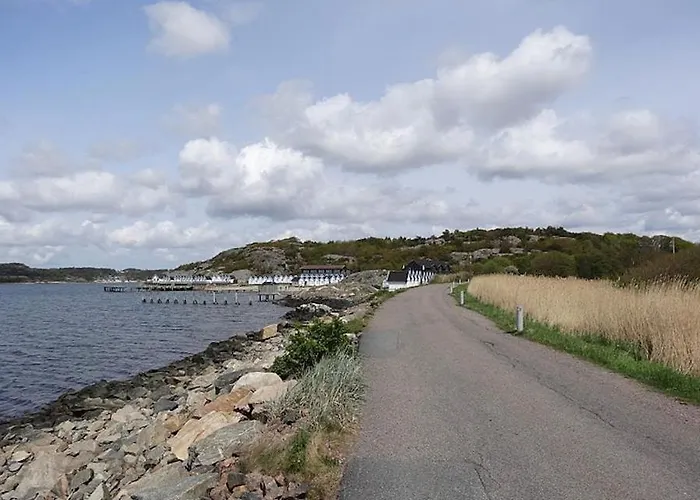 Mysig Laegenhet Med Villakaensla شقة