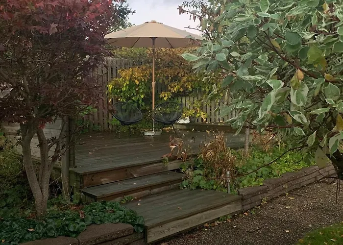 Mysig Laegenhet Med Villakaensla شقة