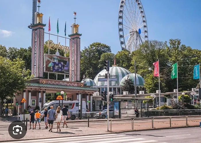 Social Near The Sea! *