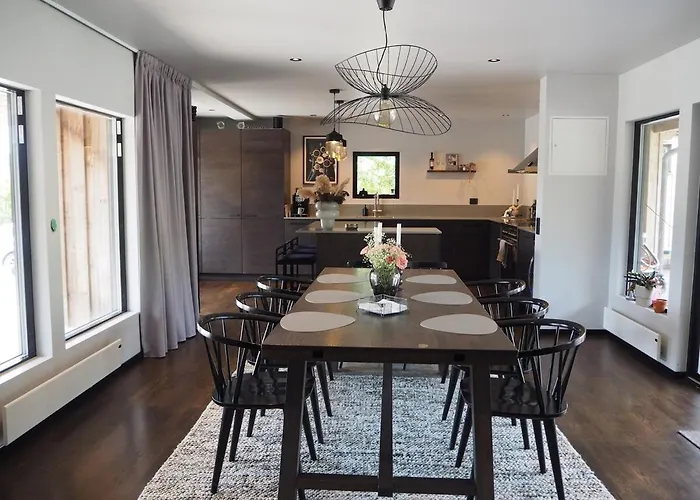 Villa Social Near The Sea!