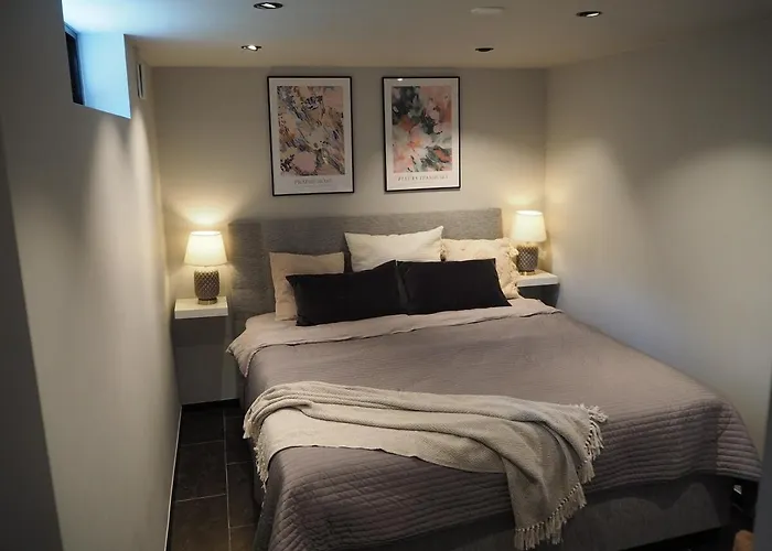 Social Near The Sea! Villa