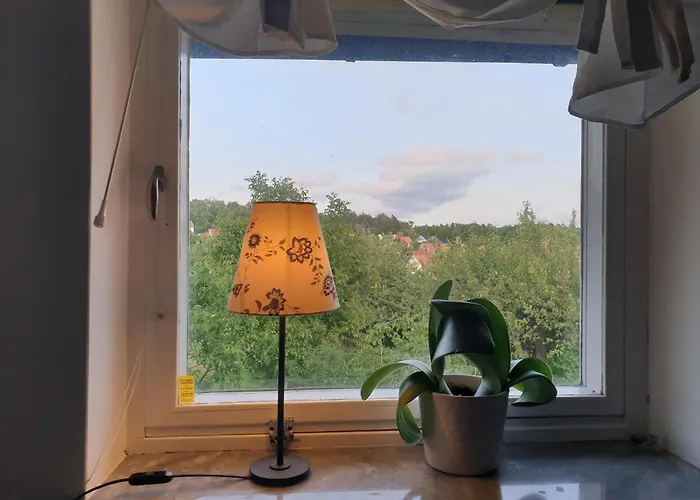 Апартаменты Cozy In 50s 10 Min Tram Ride To Гётеборг