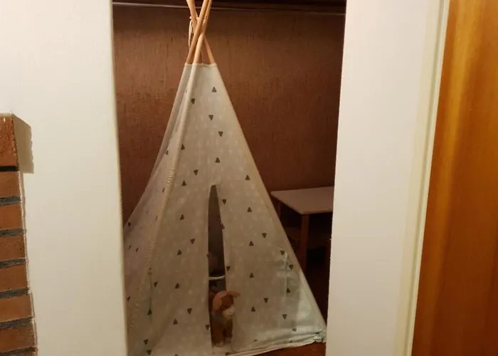 Cozy In 50s 10 Min Tram Ride To 哥德堡