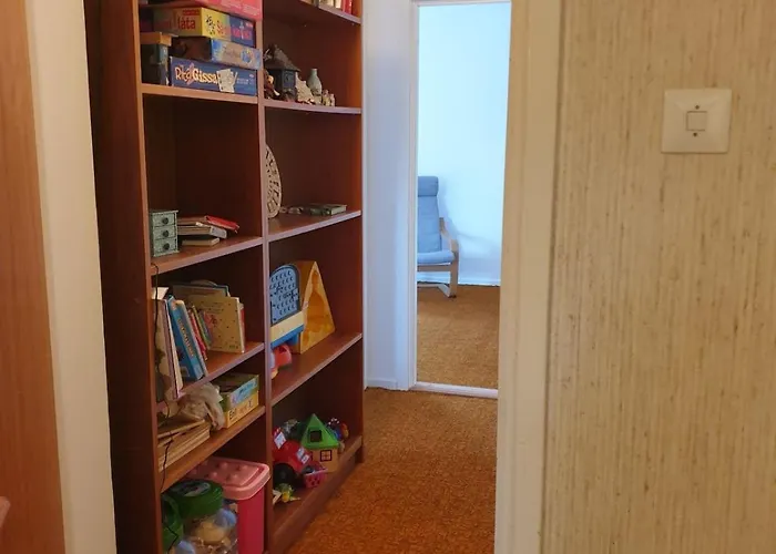 公寓 Cozy In 50s 10 Min Tram Ride To *