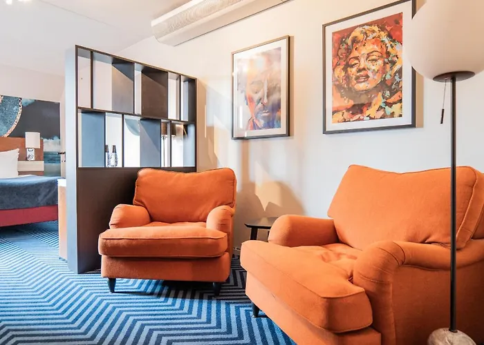 Profilhotels Opera 4*