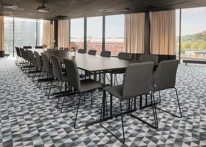 Hotel Clarion Karlatornet 4*