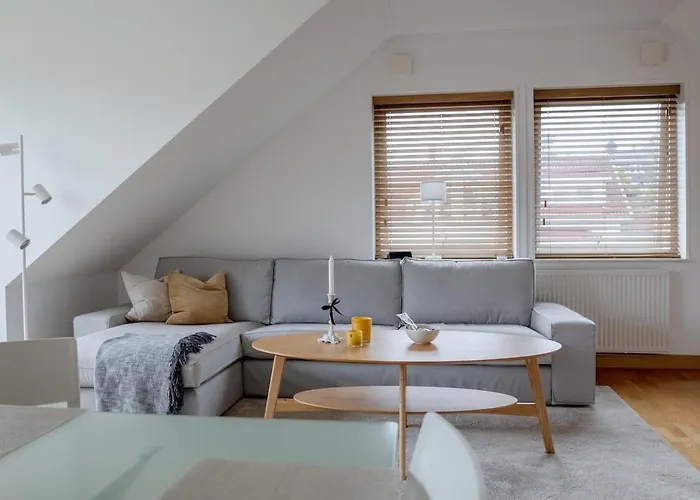 Near Sea And Nature, Free Parking & Cleaning Apartment