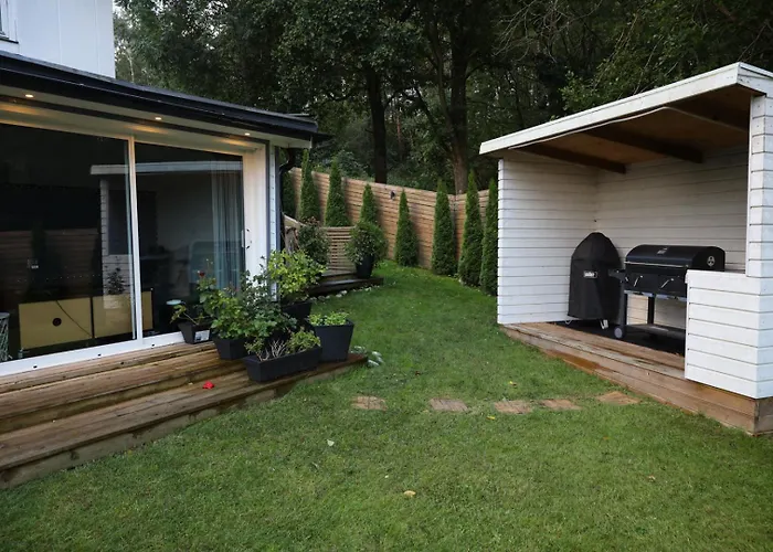 Willa Between The Trees