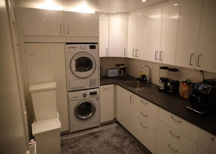 Between The Trees * Göteborg