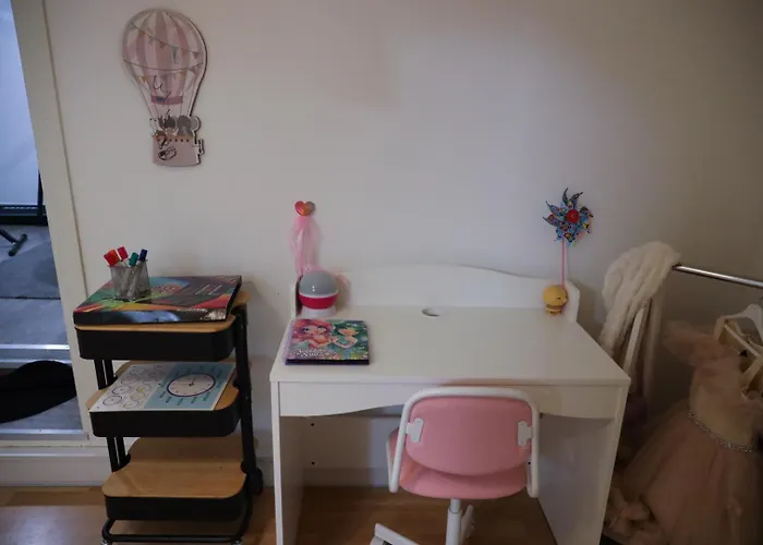 Between The Trees Willa