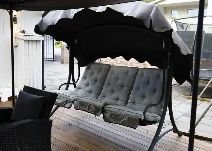 Willa Between The Trees