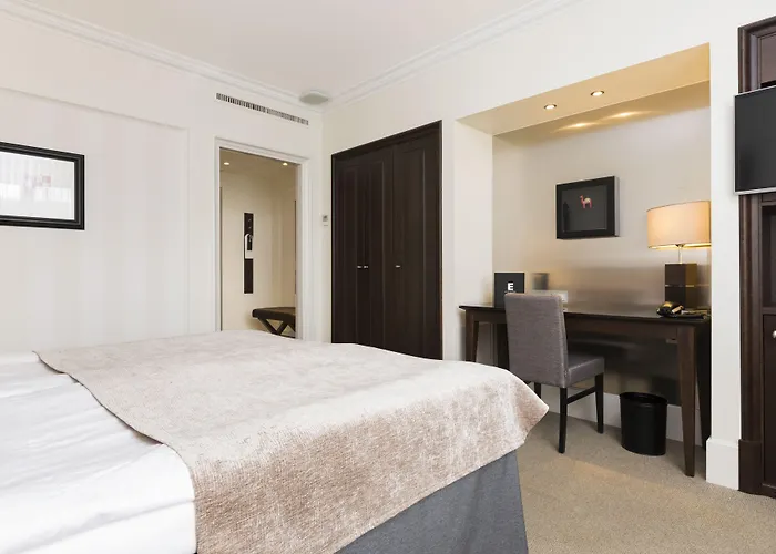 Elite Park Avenue Hotel 4*
