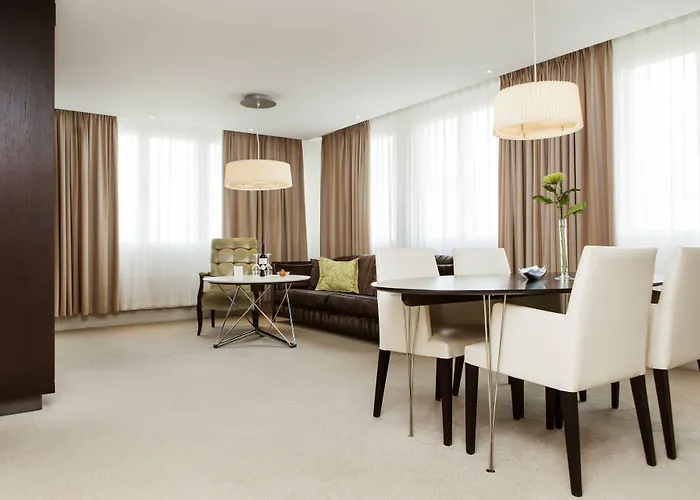 Elite Park Avenue Hotel 4*