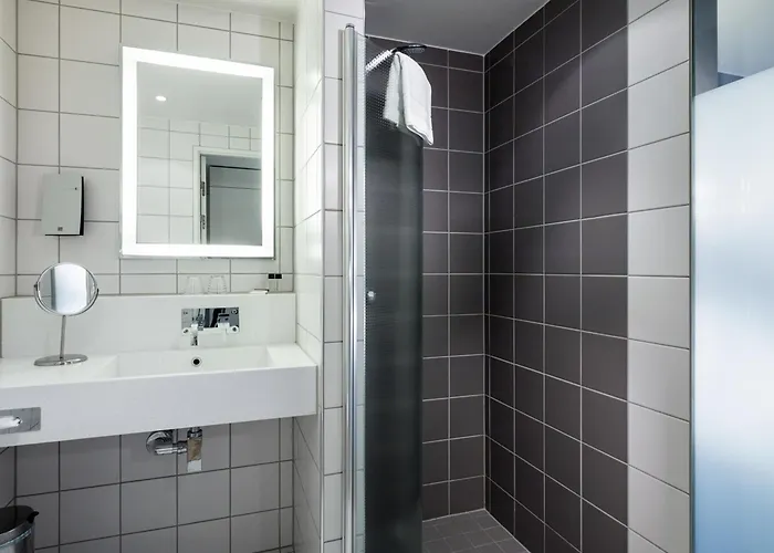 Ξενοδοχείο Gothia Towers & Upper House 4*