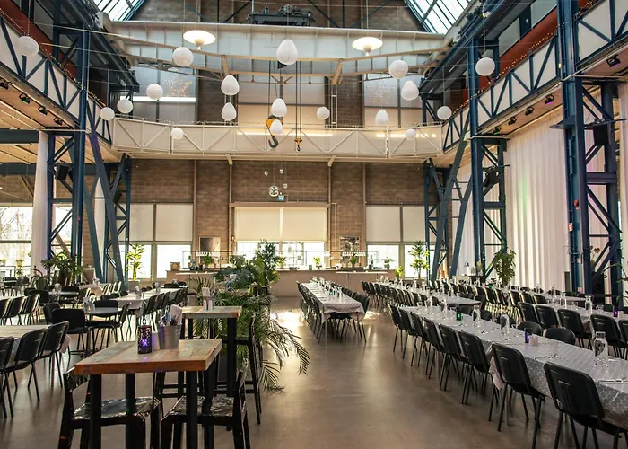 Quality 11 & Eriksbergshallen Hotel