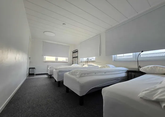 بيت شباب Office *