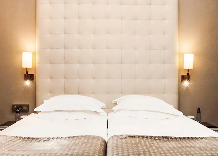 Hotel Elite Plaza 4*