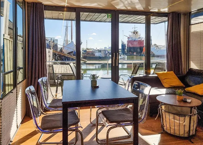 Botel Stunning Ship In With Sauna