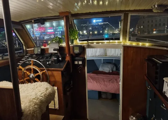 Downtown Boat-apartment * Gotenburg