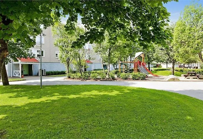 One Large With 3 Single Beds بيت ضيافة غوتنبرغ