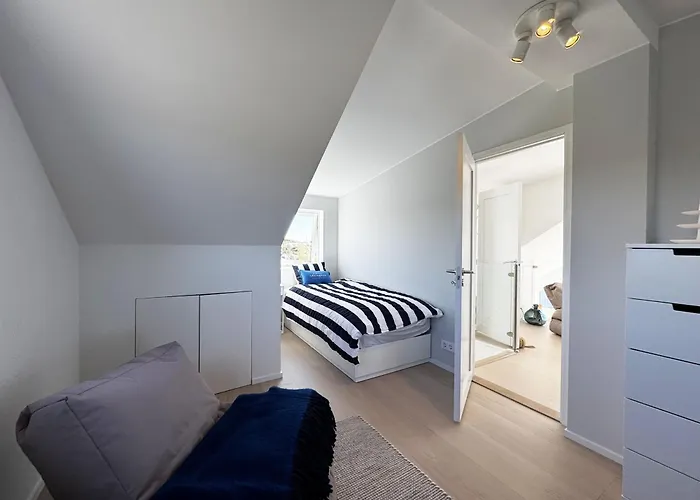 Welcome To A Charming In Västra Frölunda Semesterbostad *