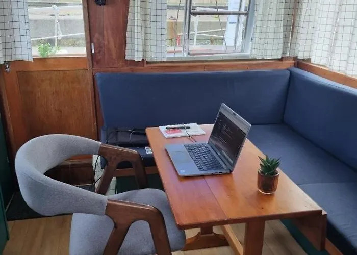 Downtown Boat-apartment Båthotell Göteborg