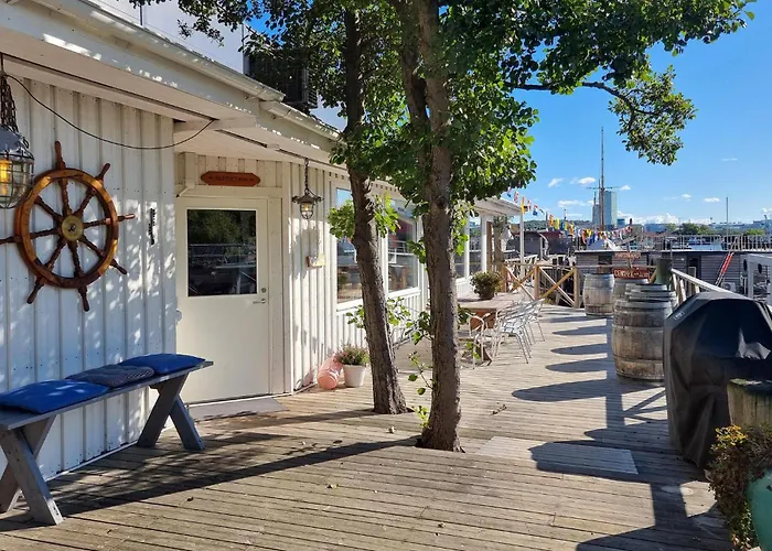 Stunning Ship In With Sauna Gotemburgo