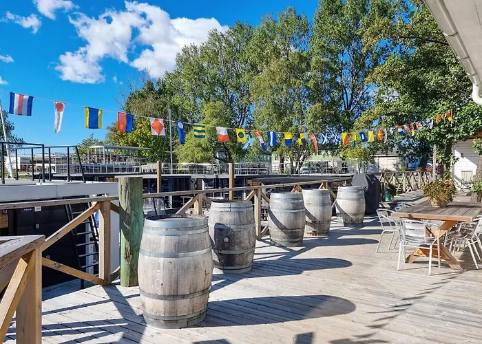 Stunning Ship In With Sauna